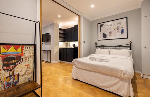 Chelsea Riverside Apartment | Pass the Keys Stylish 1 bedroom flat by Kings Road in Chelseag