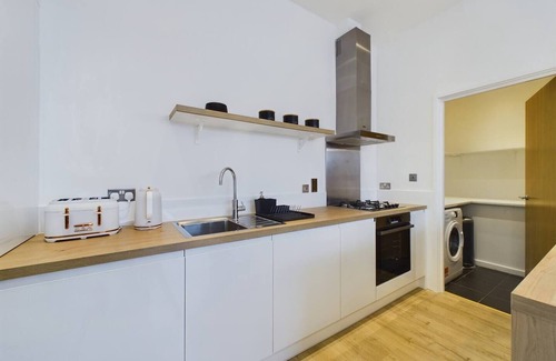 Weavers Apartment | Pass the Keys | Stylish 4-Bed,3-Bath in Shoreditch