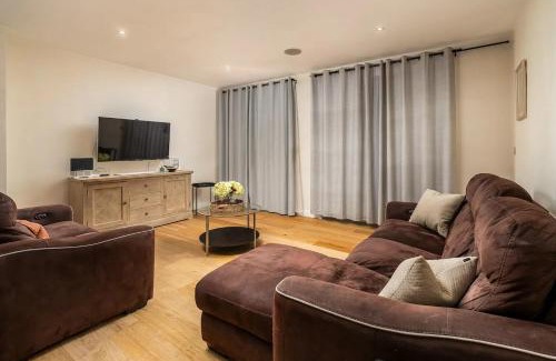 St Albans Apartment | Pass the Keys Stylish Central St Albans Flat with Free Parking