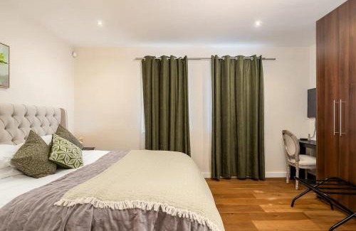 St Albans Apartment | Pass the Keys Stylish Central St Albans Flat with Free Parking
