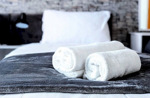 Theatreland Birmingham Apartment | Pass the Keys | Your Chic Arcadian Getaway in Central Birmingham