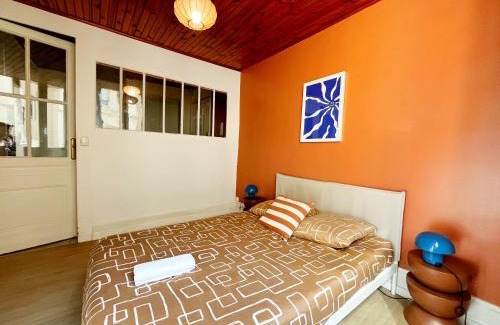 Villette Gare Apartment | Passiflora - appartement 8 personnes - check in h24 - wifi