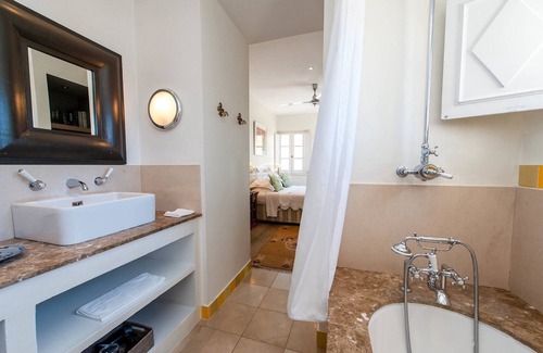 Saint-Tropez Hotel | Pastis Hotel Saint-Tropez