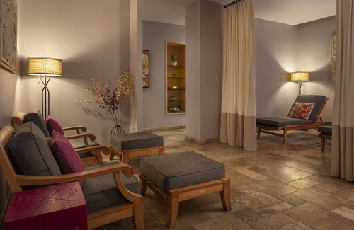Uptown Sedona Hotel | Patio 2 Queen Haven, Amara Resort And Spa, Infinity Pool, Near Oak Creek Canyon