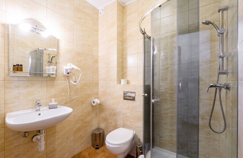 Ursynow Bed & Breakfast | Patra