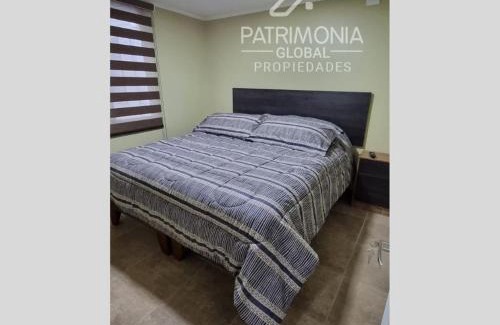 Estacion Central House | Patrimonia Hostal Los Gladiolos