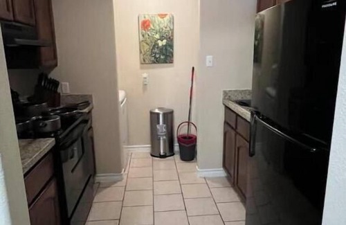 Eastern Division Apartment | Patsy's Get Away