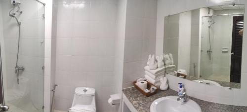 Central Pattaya Apartment | Pattaya Beach View Talay 6 by AEGEAN Suite Condo