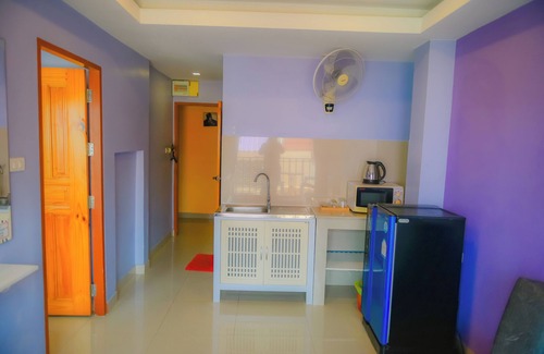 Jomtien House | Patumnak Beach Guesthouse