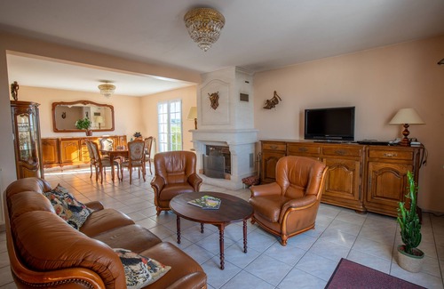 Saint-Nicolas-de-Bourgueil House | Pavillon du Château le Moulin Neuf