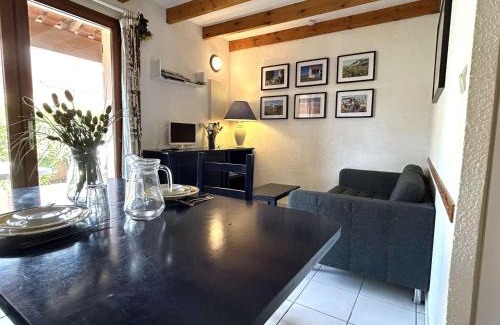 Les Ayguades House | Pavillon à 400m de la mer avec piscine, terrasse et parking privé - 4 couchages - FR-1-229-844