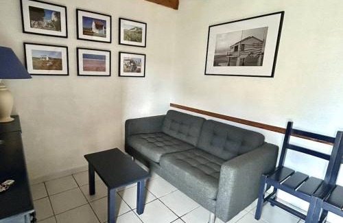 Les Ayguades House | Pavillon à 400m de la mer avec piscine, terrasse et parking privé - 4 couchages - FR-1-229-844
