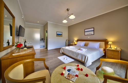 Makratika Hotel | Paxos Club Resort & Spa