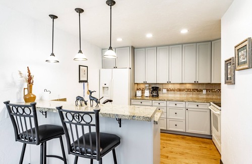 North Park City Condo | Pay Day Condominiums