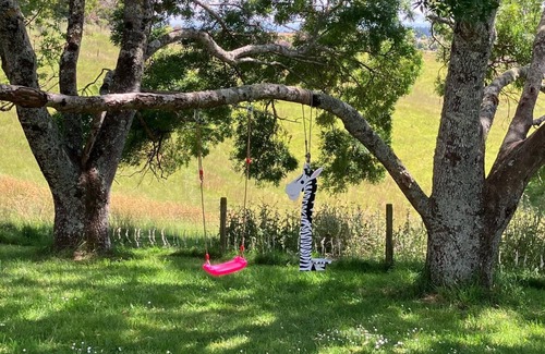 Redwood Valley House | Peace in the countryside, Child/Pet Friendly, Fab Outdoor space + swimming pool