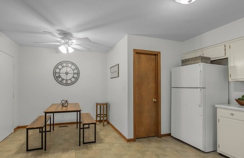 Pittsboro Apartment | Peaceful 2-Bedroom Apartment - Close To It All!
