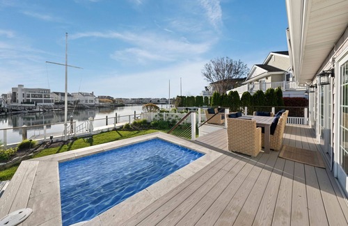 Avalon House | Peaceful Avalon Bayfront Home