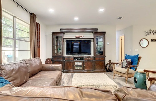 St. Augustine South House | Peaceful & Comfy Home! Perfect Location! Pets OK!