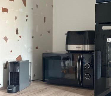 Brasov City Centre Apartment | Peaceful condo for romantic getaways near Black Church - 3min walk