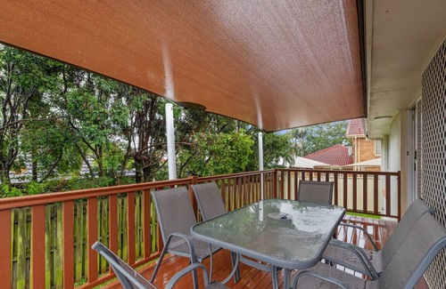 Sunnybank Hills House | Peaceful & Convenient | 4BR Family Modern Retreat