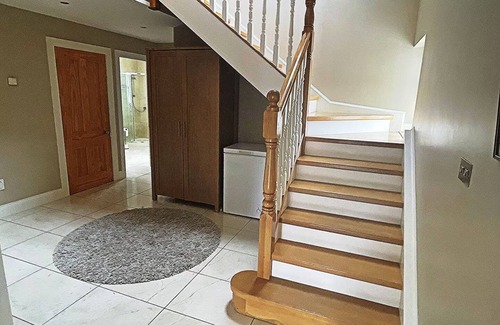 Carrowmoreknock House | Peaceful country home, spacious and warm, family friendly