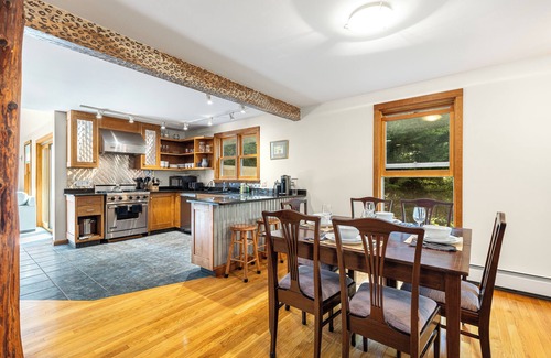 East Chop House | Peaceful East Chop Vineyard 5-BR 3-BA home, AC, large yard, Guest apt add-on.