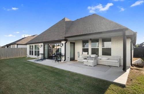Bixby House | Peaceful Elegant Retreat