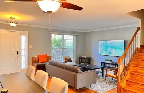 Aspen Hill House | Peaceful Escape: 3-Bedroom with 2.5 Bathroom