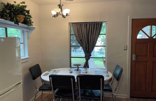 Riggins House | Peaceful house with AC in charming Riggins