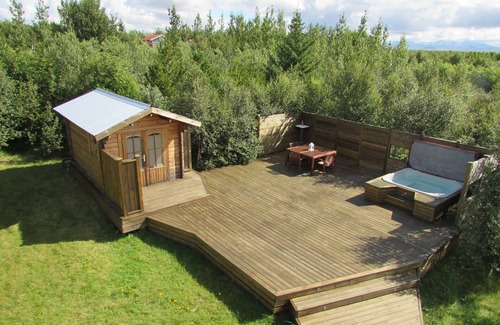 Rangarþing ytra Cottage | Peaceful in the heart of the south with a hot tub, sauna and wifi