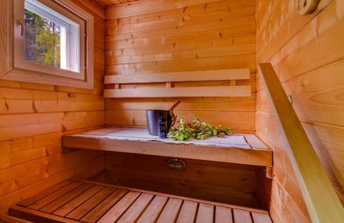 Rovaniemi Apartment | Peaceful Lake Norvajärvi Cottage Hosted by Hygge Host
