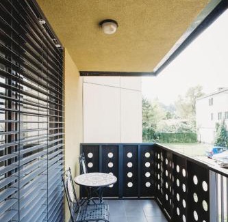Ljubljana City Centre Apartment | Peaceful Little Retreat, spacious free garage park