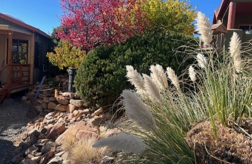 Dewey-Humboldt House | Peaceful mountain retreat-Private bedroom; King bed, bathroom located in my home