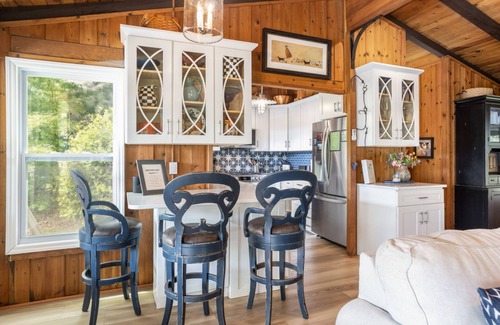Hayesville House | Peaceful Mountain Retreat, Close to Everything, Hot Tub & EV Charger!