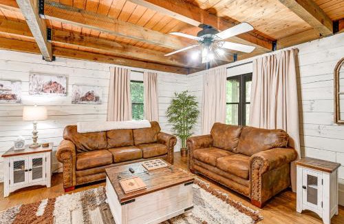 Mount Juliet House | Peaceful Mt Juliet Cabin with Hot Tub and Fire Pit