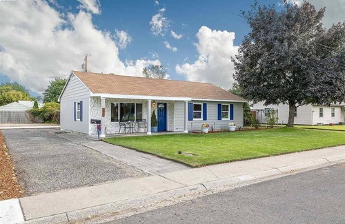 Richland House | Peaceful park-like Getaway
