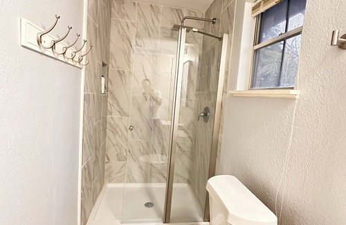 Bay Area House | Peaceful place, private entrance, private Room, private bathroom