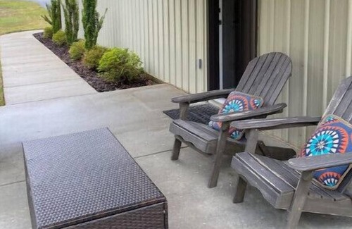 Covington Apartment | Peaceful, quiet country-side Studio Apartment 1Br