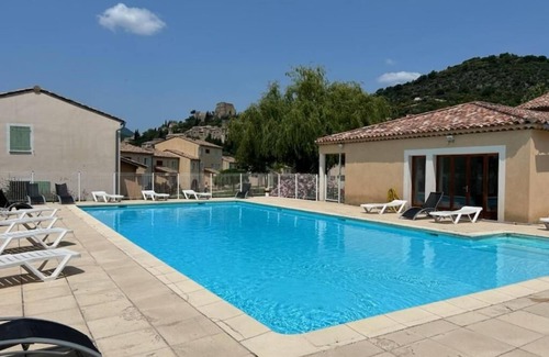 Montbrun-les-Bains Apartment | Peaceful Retreat with Mountain Views! Kitchen, Outdoor Pool, Pets Allowed