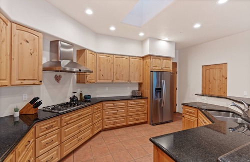 Catalina House | Peaceful Retreat with Pool, Hiking/Biking From The Door & Views!