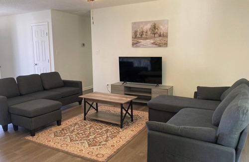 Savannah House | Peaceful & Spacious Family Home