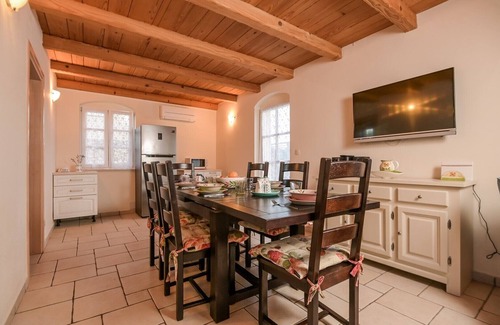 Kras Villa | Peaceful Villa Kras* with a pool and a large garden on Krk