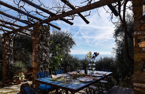 Rapallo Villa | Peaceful Villa Stay in Rapallo