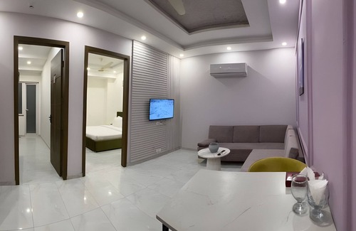 Lahore Apartment | Peak Tower