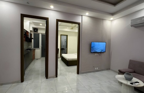 Lahore Apartment | Peak Tower