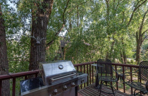 Telluride Condo | Peak View on the Creek, 2 parking spaces