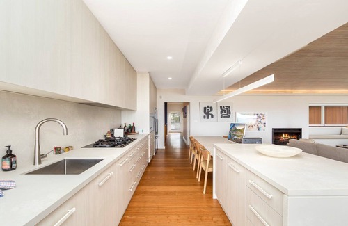 Pearl Beach House | Pearl on the Beach - Waterfront