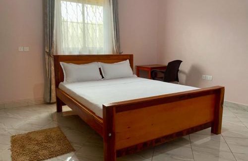 Gulu House | Pearl Season B&B