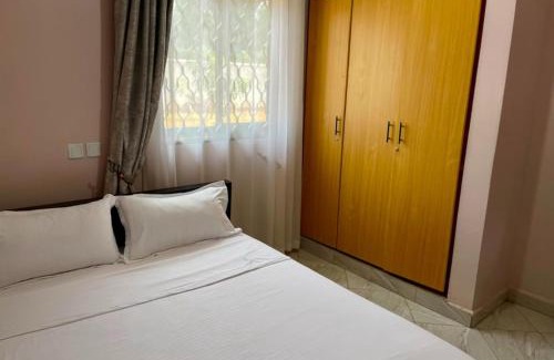 Gulu House | Pearl Season B&B