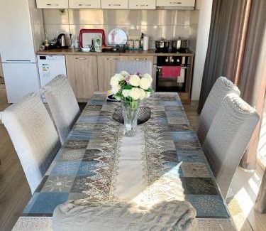 Old Town Apartment | Pearl View Apartment- Ilidza, Sarajevo